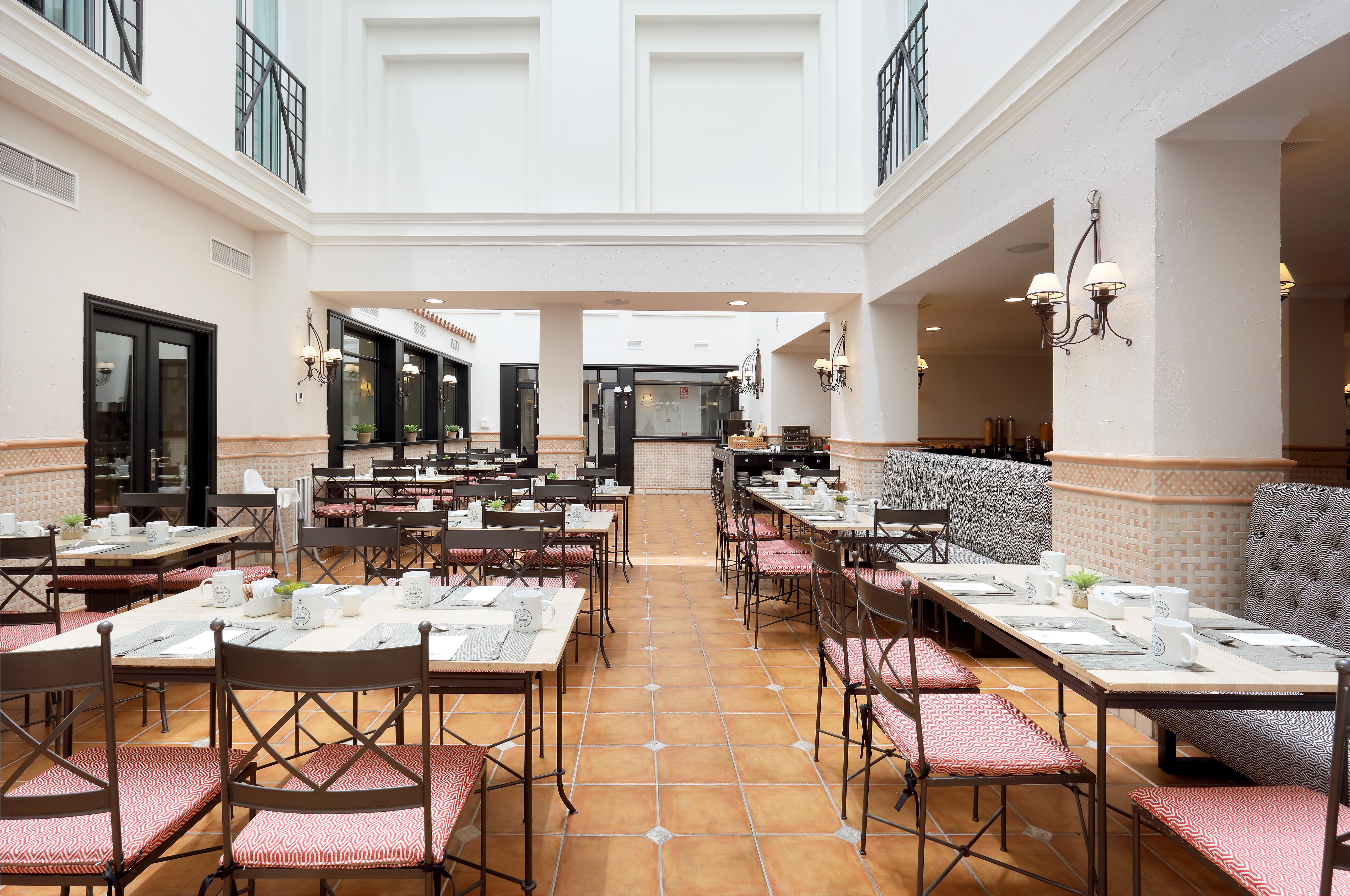 Eurostars Regina Hotell Sevilla Eksteriør bilde